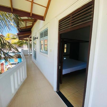 Huugaba Hotel Ahangama Ngoại thất bức ảnh